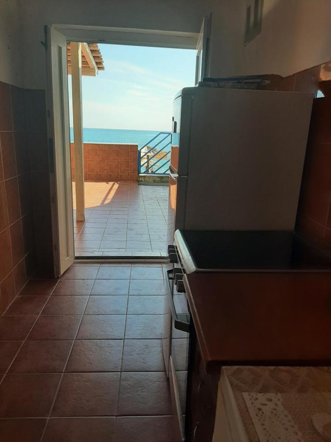 Beach House Buljarica Petrovac na moru Exterior foto